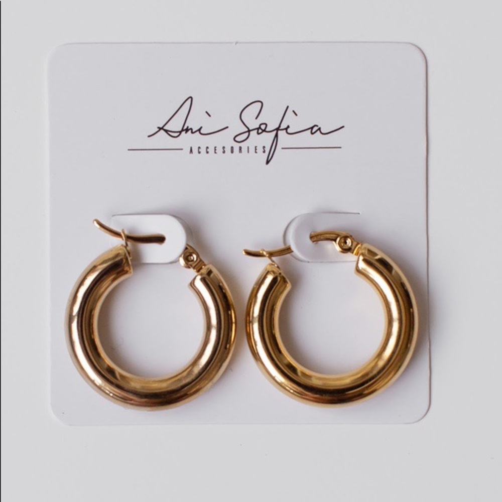 25mm diameter Gold Chunky Hoop Earrings